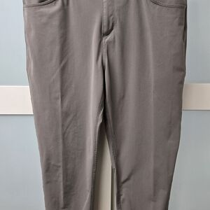 Vuori Men's Taupe Meta Pant